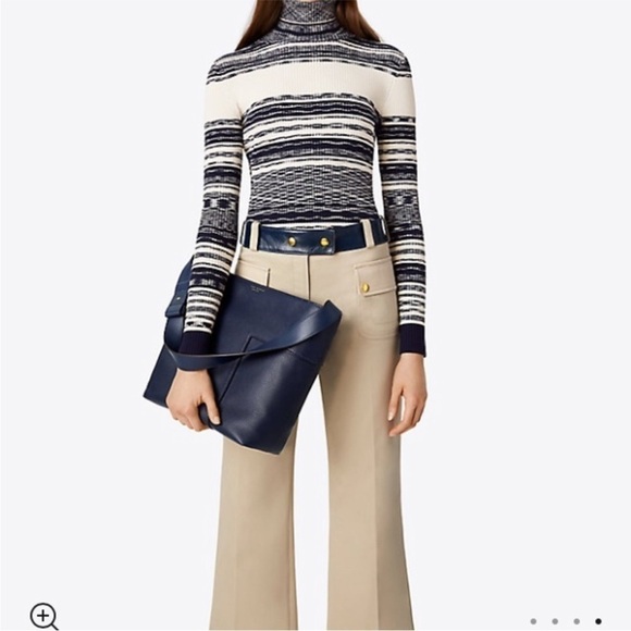 Tory Burch Block T Pebbled Hobo Bag Royal Navy - Picture 2 of 8